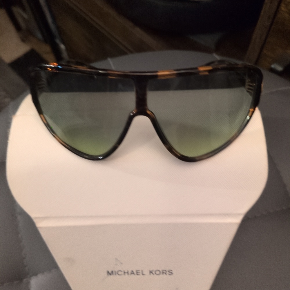 Michael Kors Women's Sunglasses With Case
